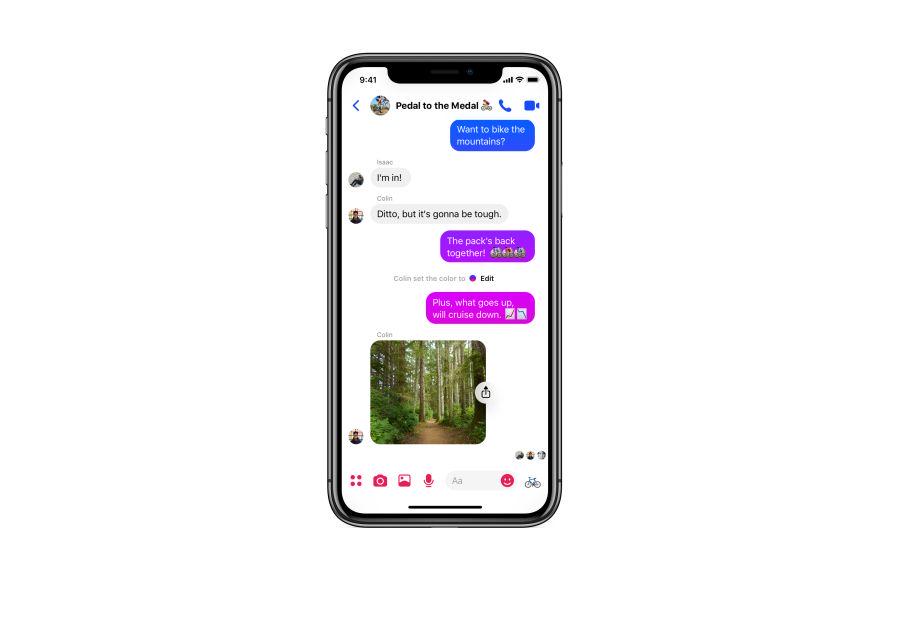 Messenger-4-Group-Chat-Gradient-iOS