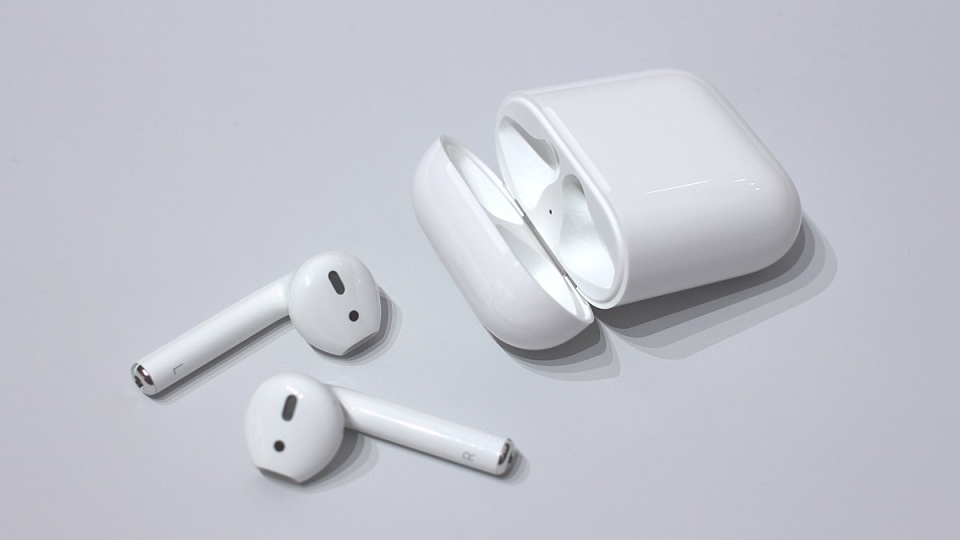1200px-AirPods